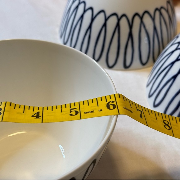 KATE SPADE NEW YORK Charlotte Street East 4 piece Lenox dinner bowl set - Picture 5 of 6